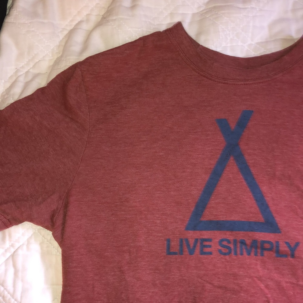 Live Simply Maroon Tshirt